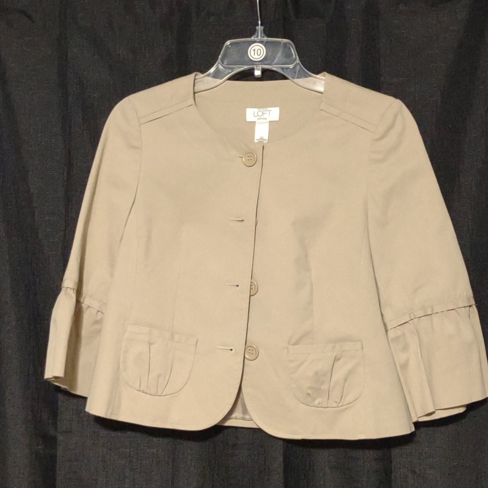 Beige/tan cropped petticoat jacket 3/4 sleeve 4P